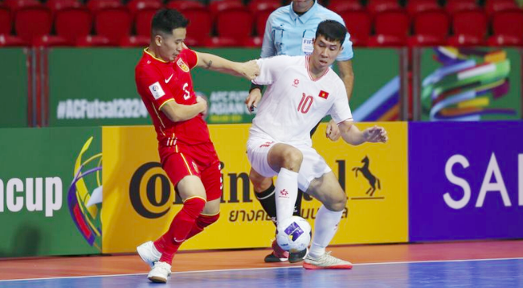 Đội tuyển futsal Việt Nam thua ngược Uzbekistan ở phút cuối cùng - 4 Đội tuyển futsal Việt Nam thua ngược Uzbekistan ở phút cuối cùng - 4