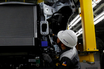 Foxconn đề xuất hợp tác với VinFast sản xuất pin và linh kiện