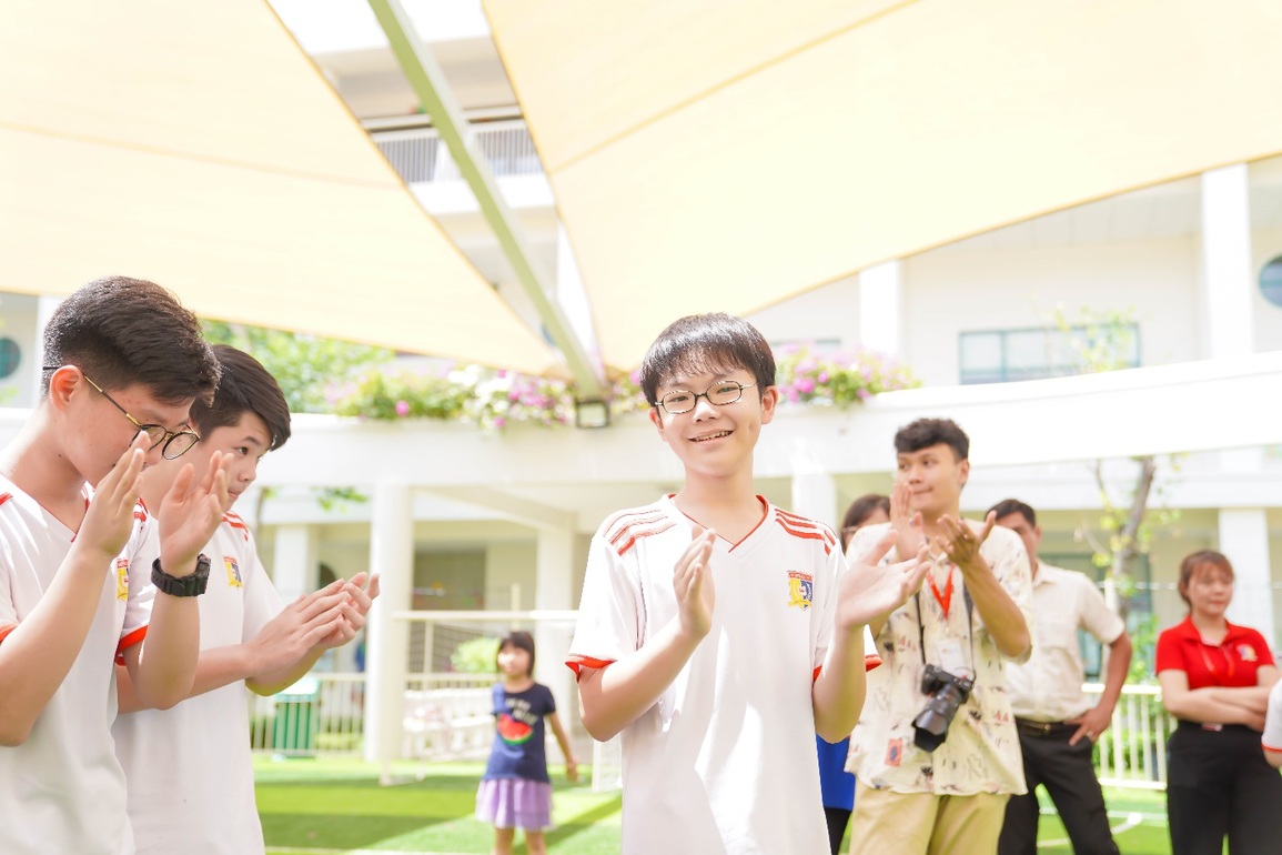 Thông điệp sống xanh qua những bài thuyết trình tiếng Anh của học sinh Royal School - 2 Thông điệp sống xanh qua những bài thuyết trình tiếng Anh của học sinh Royal School - 2