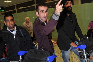 Hãng hàng không “xin tiền” khách ngay trên máy bay