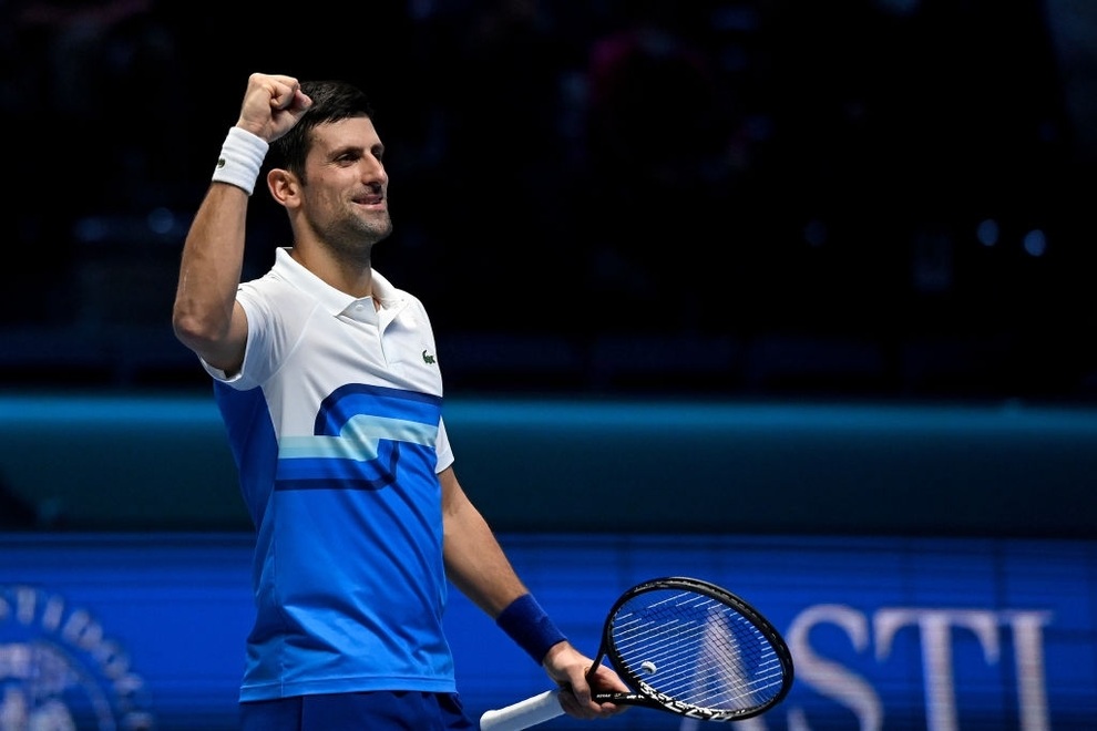 Djokovic tiến vào bán kết ATP Finals bằng phong độ hủy diệt - 1 Djokovic tiến vào bán kết ATP Finals bằng phong độ hủy diệt - 1