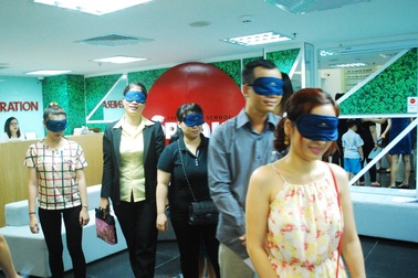 Giới văn phòng Sài thành rộ trào lưu “may đo” chương trình tiếng Anh miễn phí