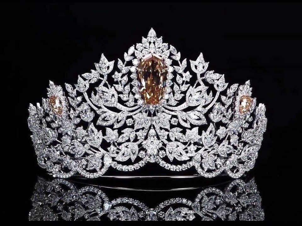 Ra mắt mẫu vương miện mới dành cho Hoa hậu Hoàn vũ 2019 - 2 Ra mắt mẫu vương miện mới dành cho Hoa hậu Hoàn vũ 2019 - 2