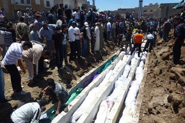 Syria ở “điểm bùng phát”, phương Tây trục xuất hàng loạt nhà ngoại giao 