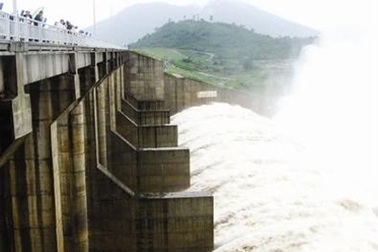 “Cấm” thủy điện làm chuyển dòng nước tự nhiên 