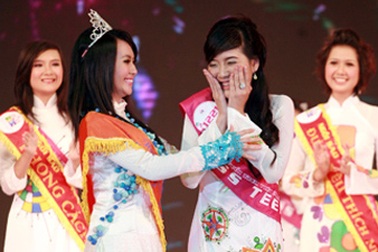 Đêm chung kết đầy bất ngờ của Miss teen 2009