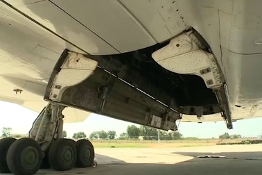 6 máy bay ném bom Nga “xóa sổ” nhà máy vũ khí hóa học của IS