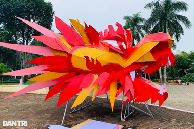 Linh vật rồng ở Quảng Ngãi bị chê, đơn vị thi công nói gì?