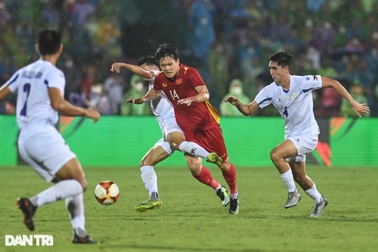 U23 Việt Nam - U23 Myanmar: Đến lúc HLV Park thay đổi?
