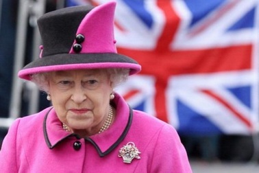 Nữ hoàng Anh Elizabeth II nhập viện