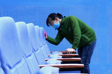 Nhân viên tạp vụ, bảo vệ thôi việc được hỗ trợ đến hơn nửa tỷ đồng