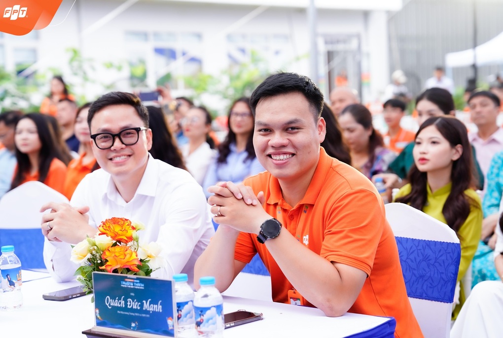 នាយករង Gen Z “បើកបទពិសោធន៍ បើកអនាគត” នៅសាលា FPT - 1 Phó hiệu trưởng Gen Z “khơi trải nghiệm, mở tương lai” tại FPT Schools - 1