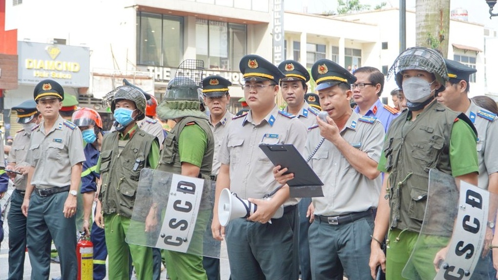 Chưa bổ nhiệm chấp hành viên thi hành án đang bị xem xét kỷ luật - 1 Chưa bổ nhiệm chấp hành viên thi hành án đang bị xem xét kỷ luật - 1