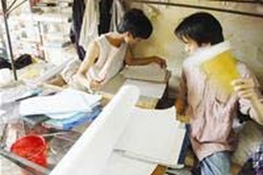 Tiết kiệm điện - Cần phải “ép” đến từng cá nhân?