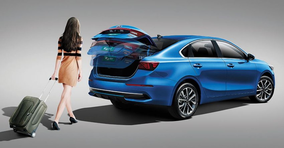 Kia ra mắt Cerato phiên bản chạy điện - 17 Kia ra mắt Cerato phiên bản chạy điện - 17