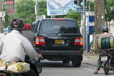 Cấm tạm nhập tái xuất ô tô, xe máy đã qua sử dụng