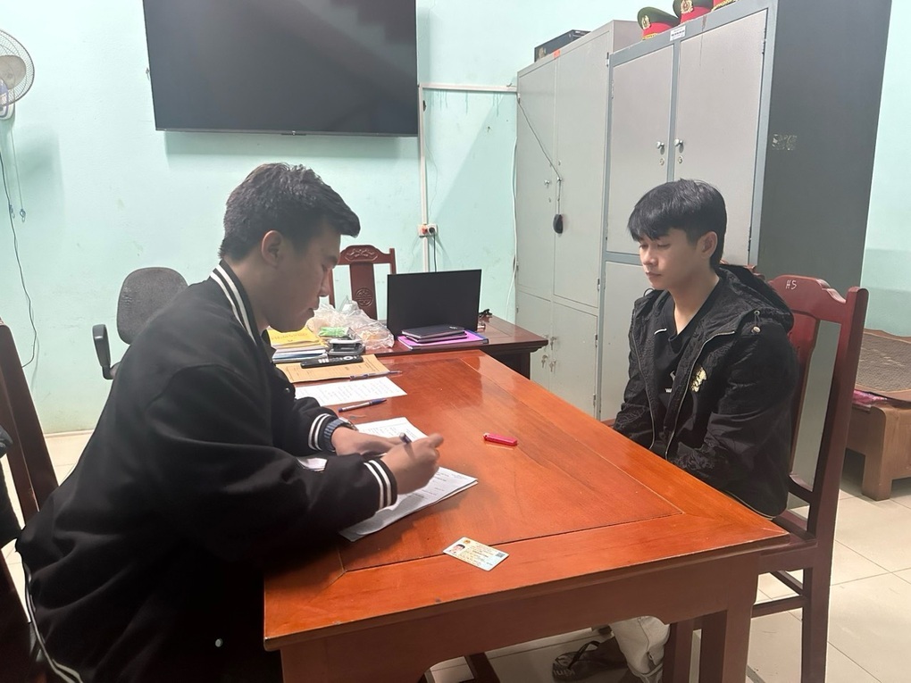 Số phận pháp lý của thanh niên đánh tử vong tài xế taxi ở Hà Nội - 1 Số phận pháp lý của thanh niên đánh tử vong tài xế taxi ở Hà Nội - 1
