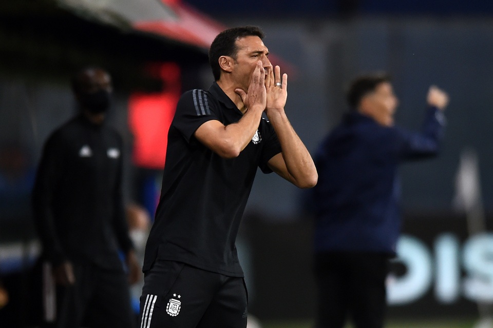 Messi không ghi bàn, Argentina vẫn dễ dàng đánh bại Peru - 3