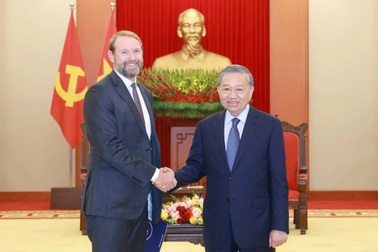 Tổng Bí thư đề nghị Tập đoàn năng lượng Mỹ mở rộng đầu tư tại Việt Nam