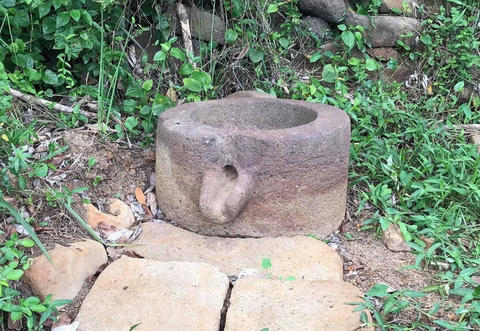 Khảo sát giếng cổ lập hồ sơ đề nghị xếp hạng di tích quốc gia đặc biệt - 2 Khảo sát giếng cổ lập hồ sơ đề nghị xếp hạng di tích quốc gia đặc biệt - 2
