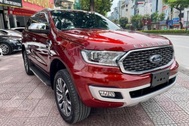 Khó hiểu Ford Everest mới chạy gần 300km, người dùng bán lỗ 300 triệu đồng