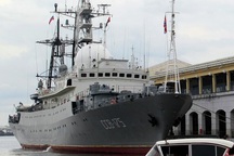 Tàu do thám Nga tiếp tục áp sát vùng biển Mỹ