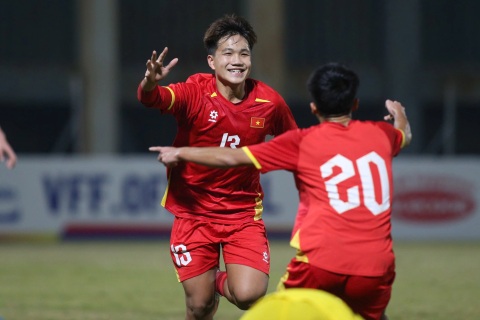 Báo Malaysia bình luận khi đội nhà thua đậm U17 Việt Nam