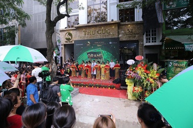 "Thu Cúc Mega Beauty Center là tâm huyết mang cái đẹp đến cho mọi người"