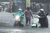 Mưa lớn, nhiều nơi ở Đắk Lắk mênh mông nước