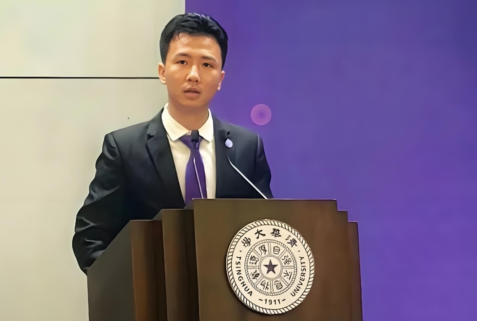 Từ thanh niên làm phụ hồ tới thạc sĩ trường đại học top 12 thế giới - 5 Từ thanh niên làm phụ hồ tới thạc sĩ trường đại học top 12 thế giới - 5