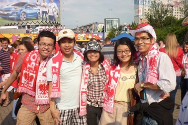 Du học sinh Việt Nam và Euro 2012