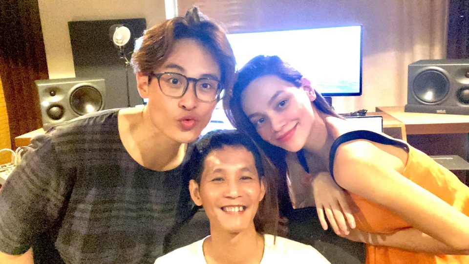 Hà Anh Tuấn khiến Hồ Ngọc Hà bối rối khi hé lộ nữ ca sĩ mang song thai - 3 Hà Anh Tuấn khiến Hồ Ngọc Hà bối rối khi hé lộ nữ ca sĩ mang song thai - 3