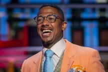 Đón 4 người con ra đời trong một năm, Nick Cannon quyết sống độc thân