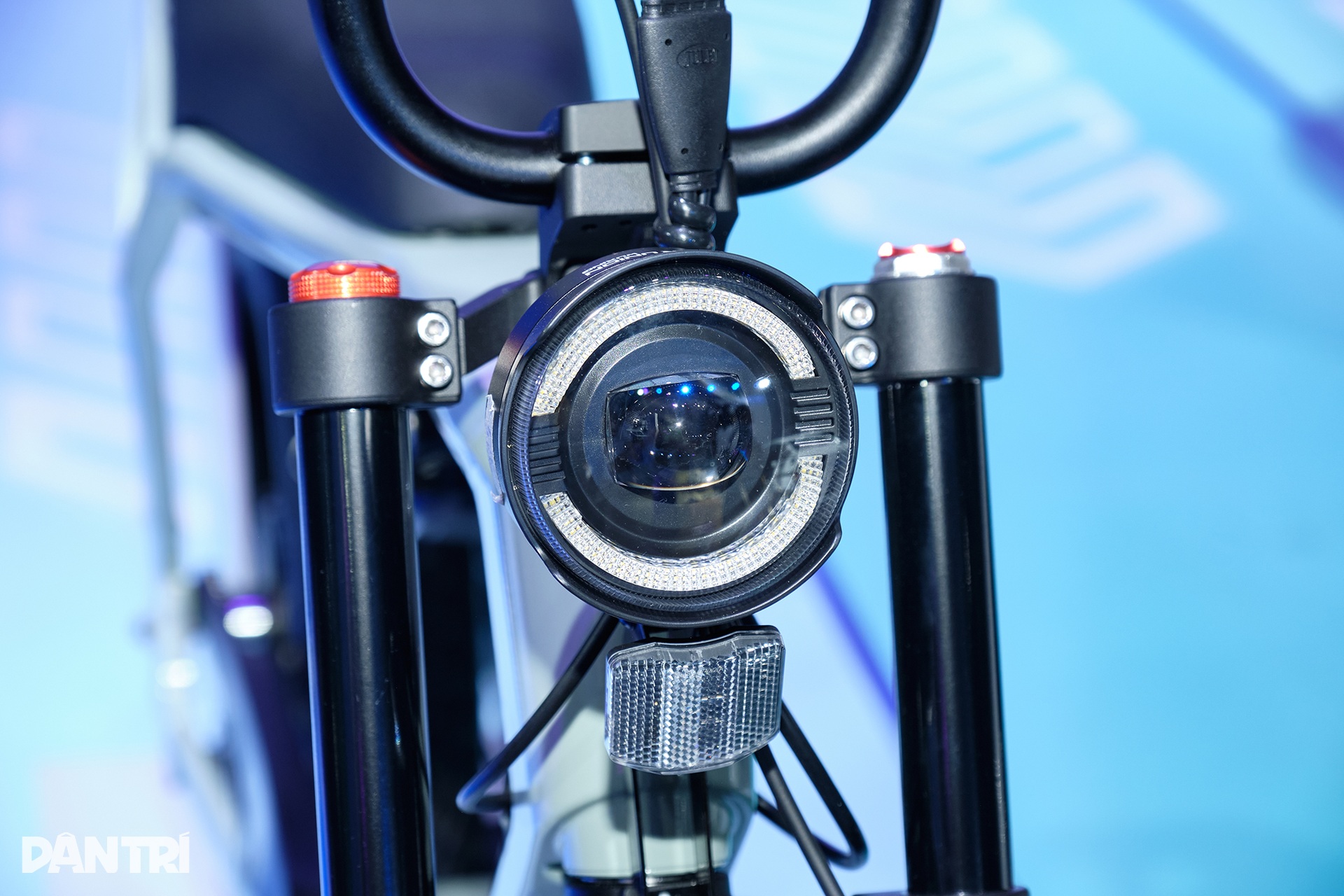 Triển lãm xe điện VinFast: Đa dạng sản phẩm, nhiều hoạt động trải nghiệm - 22