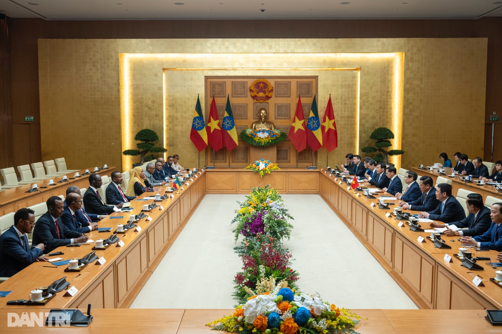 Toàn cảnh lễ đón Thủ tướng Ethiopia thăm chính thức Việt Nam - 10 Toàn cảnh lễ đón Thủ tướng Ethiopia thăm chính thức Việt Nam - 10