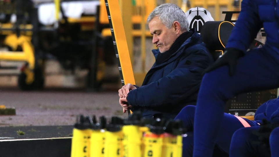Tottenham lại gây thất vọng: Sai lầm chết người của HLV Mourinho - 2 Tottenham lại gây thất vọng: Sai lầm chết người của HLV Mourinho - 2