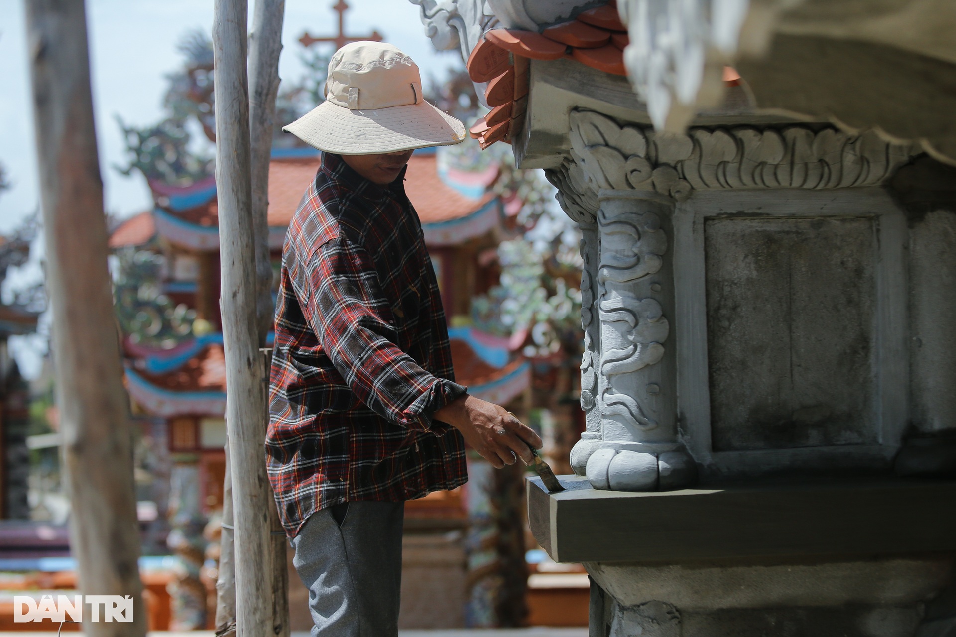 Khám phá thành phố lăng mộ nổi tiếng bậc nhất xứ Huế - 6 Khám phá thành phố lăng mộ nổi tiếng bậc nhất xứ Huế - 6