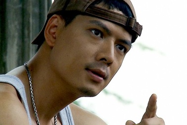 Những mỹ nam điện ảnh Việt tay ngang làm MC với cát-xê cao ngỡ ngàng