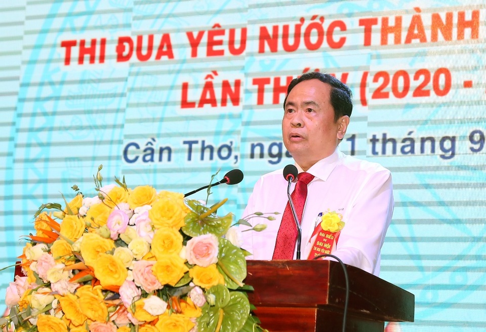 Cần xây dựng đội ngũ cán bộ có ý chí, khát vọng, nói đi đôi với làm - 3 Cần xây dựng đội ngũ cán bộ có ý chí, khát vọng, nói đi đôi với làm - 3