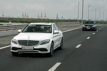 Đã vạch trắng sao còn vạch vàng?