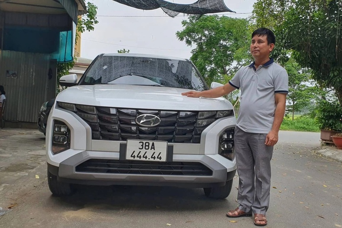 Những chủ xe vớ được vàng khi đi bấm biển - 6 Những chủ xe vớ được vàng khi đi bấm biển - 6