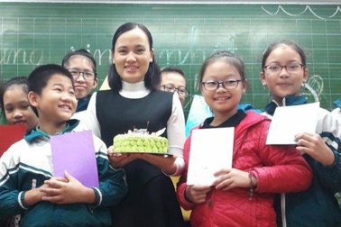 “Bài văn tả cô giáo sao mà khó quá”