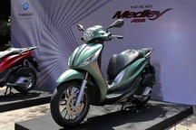 Piaggio Medley 2018 khởi điểm từ 72,5 triệu đồng
