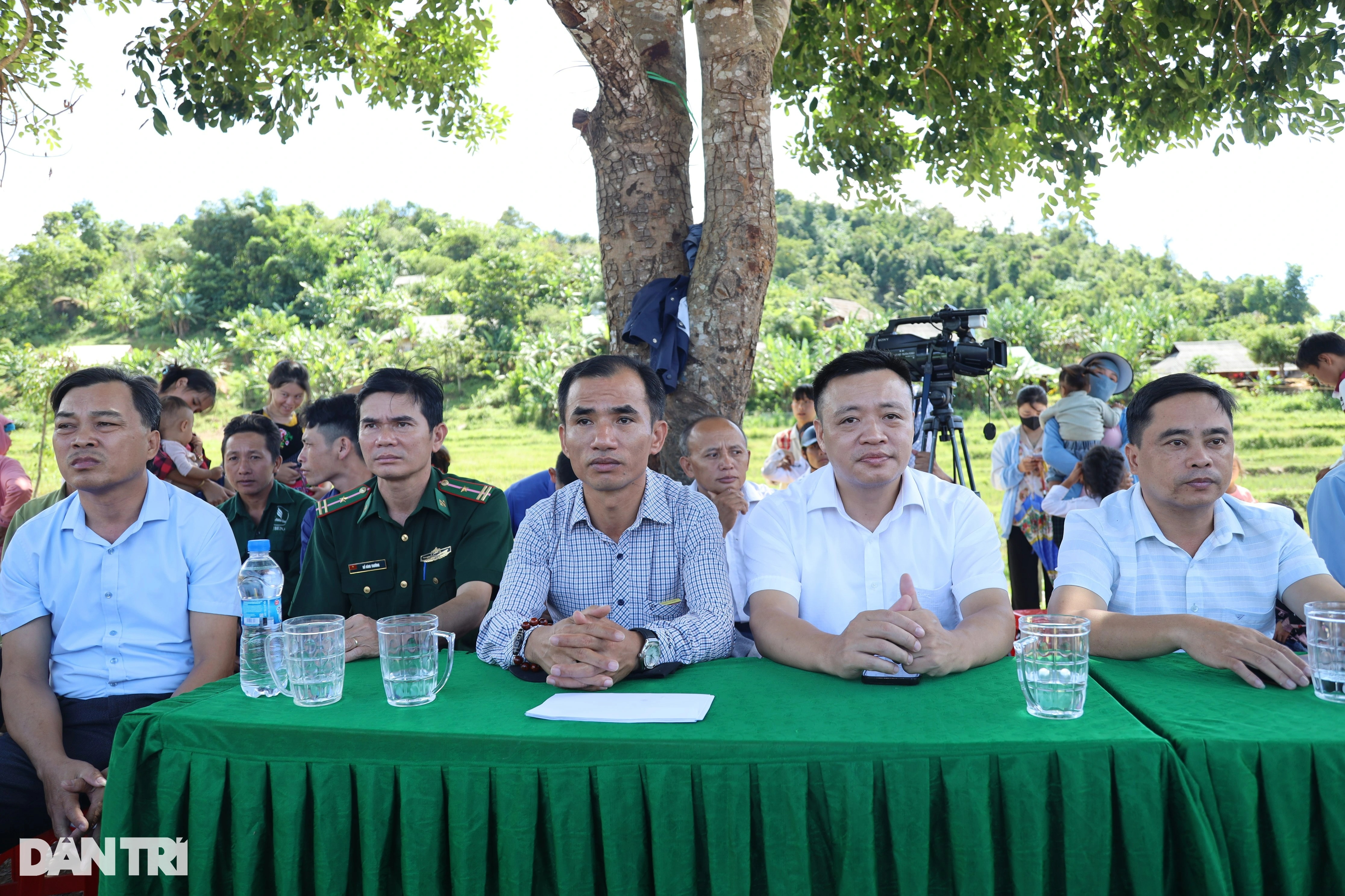 View - Khánh thành 2 phòng học Dân trí ở điểm trường được mệnh danh "nhiều không" | Báo Dân trí