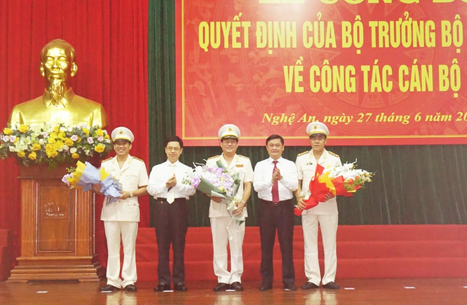 Nghệ An, Điện Biên có tân Giám đốc Công an tỉnh - 3 Nghệ An, Điện Biên có tân Giám đốc Công an tỉnh - 3