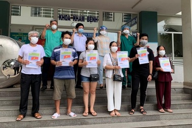 Thêm 23 bệnh nhân mắc Covid-19 khỏi bệnh, trong đó có 4 bệnh nhân chạy thận