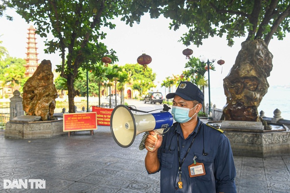 Hà Nội phát hiện thêm 23 F0 trong ngày đầu giãn cách xã hội - 2 Hà Nội phát hiện thêm 23 F0 trong ngày đầu giãn cách xã hội - 2