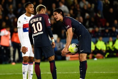 Tranh đá phạt đền, Neymar và Cavani mâu thuẫn đỉnh điểm
