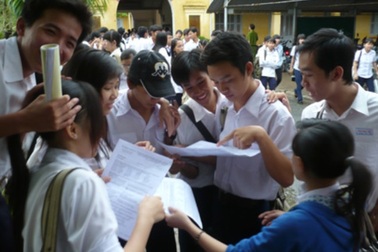 Thí sinh Yên Bái đoạt giải nhất thi trực tuyến môn tiếng Anh trên Dân trí