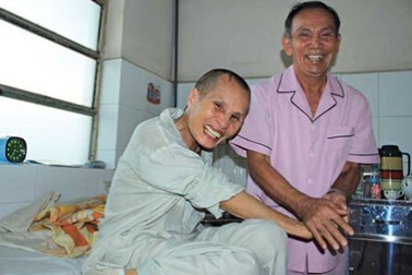 Kích thích não sâu cứu hai bệnh nhân “run như cầy sấy”